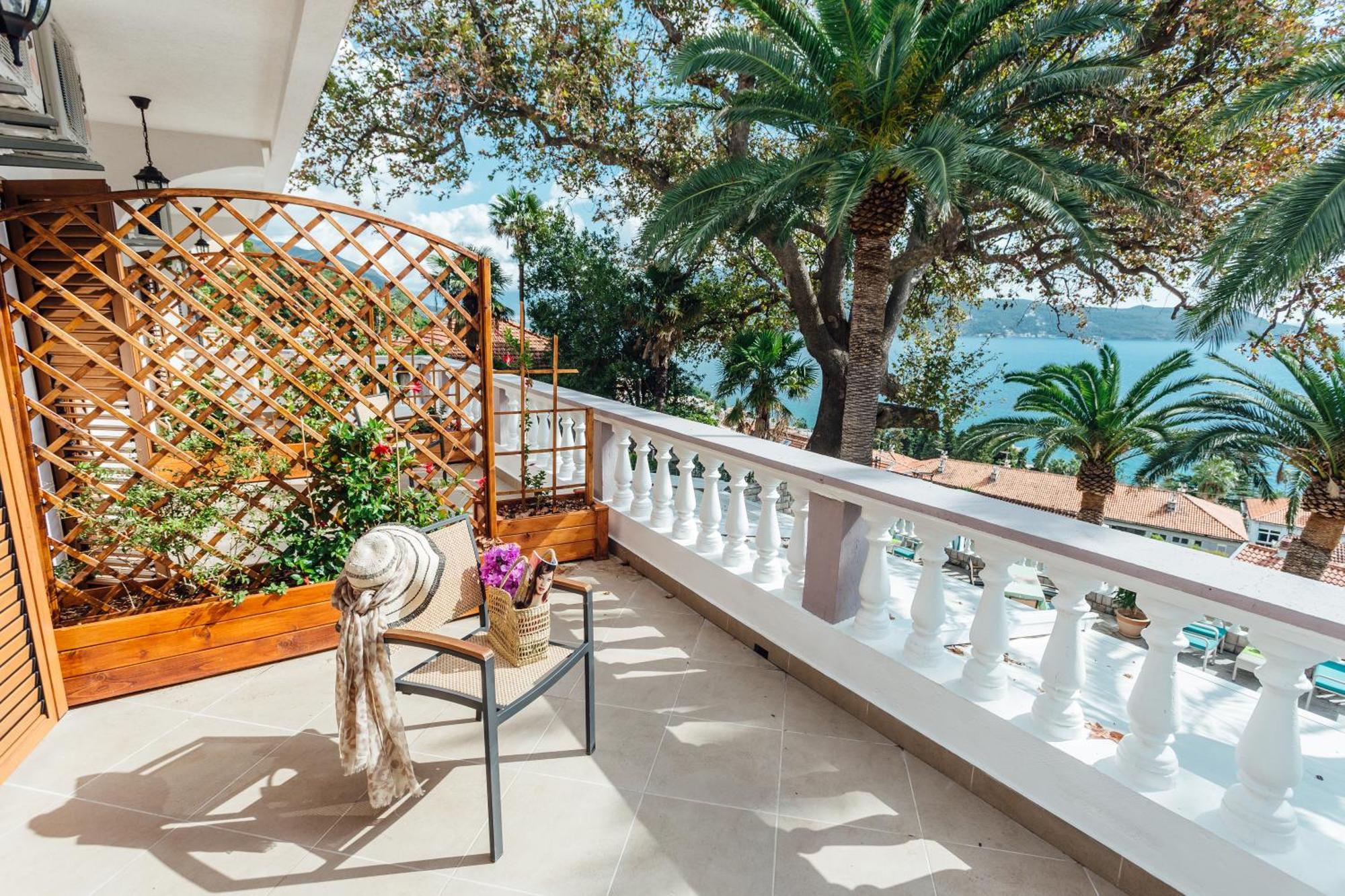Apartments Belvedere Herceg Novi Ruang foto